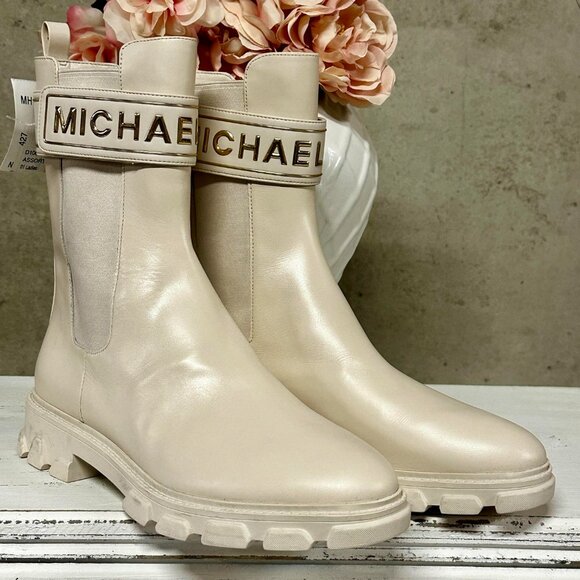 NWT Michael Kors Boots - Picture 6 of 9